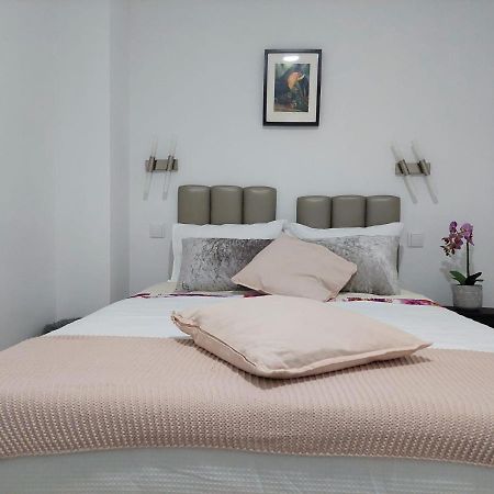 Appartamento Charming Loft In Oporto Esterno foto