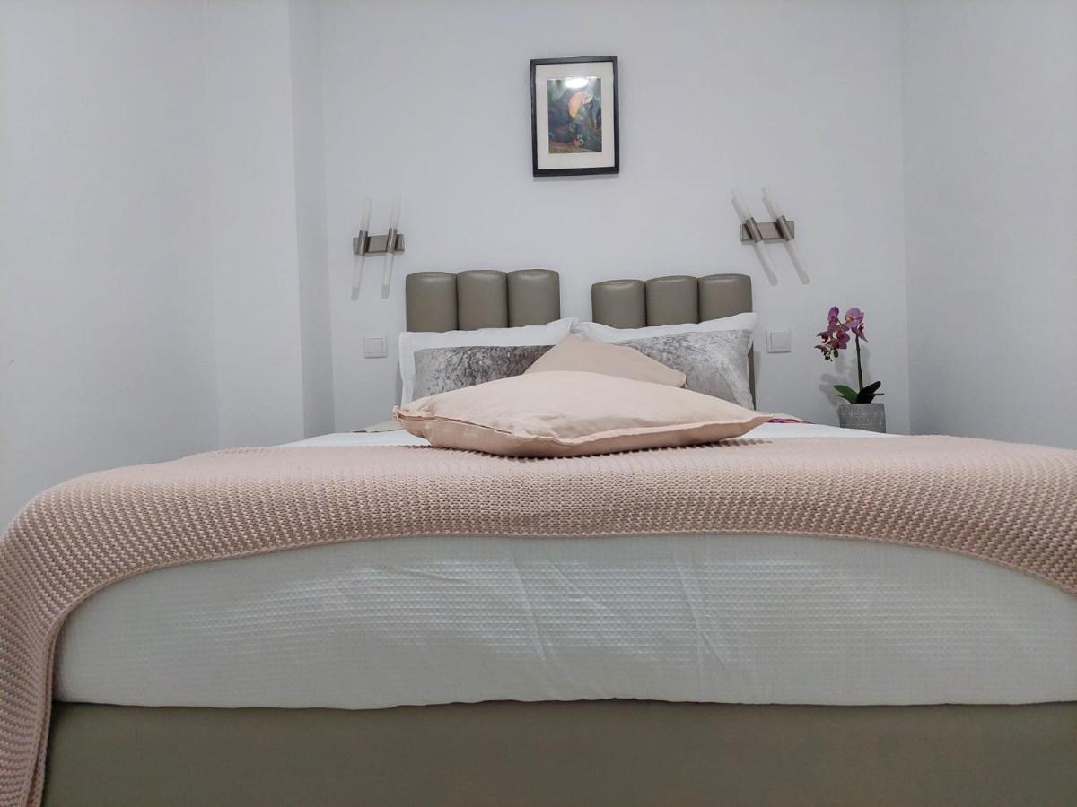 Appartamento Charming Loft In Oporto Esterno foto